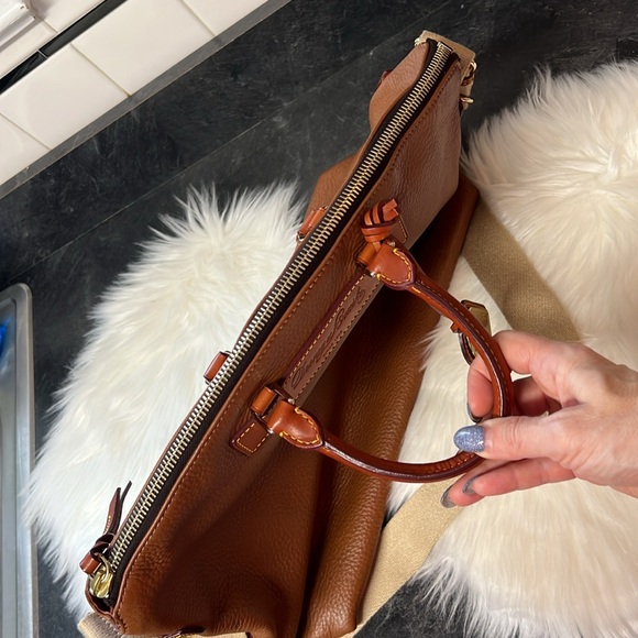 NWOT Dooney & Bourke Juliette weekender travel bag Vachetta Florentine leather - Picture 12 of 17